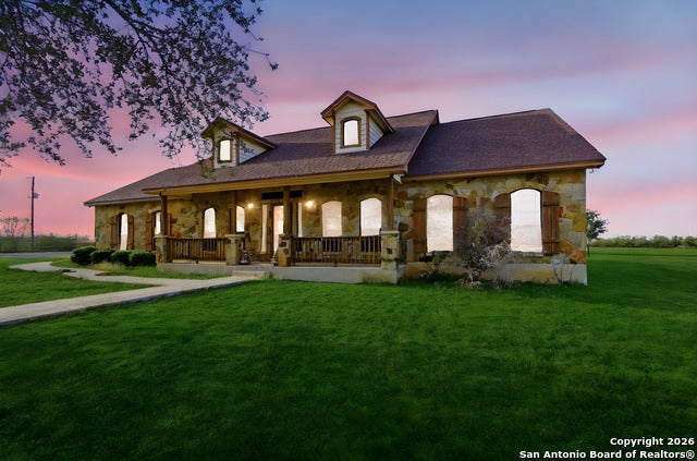 3036 State Highway 97w, Floresville