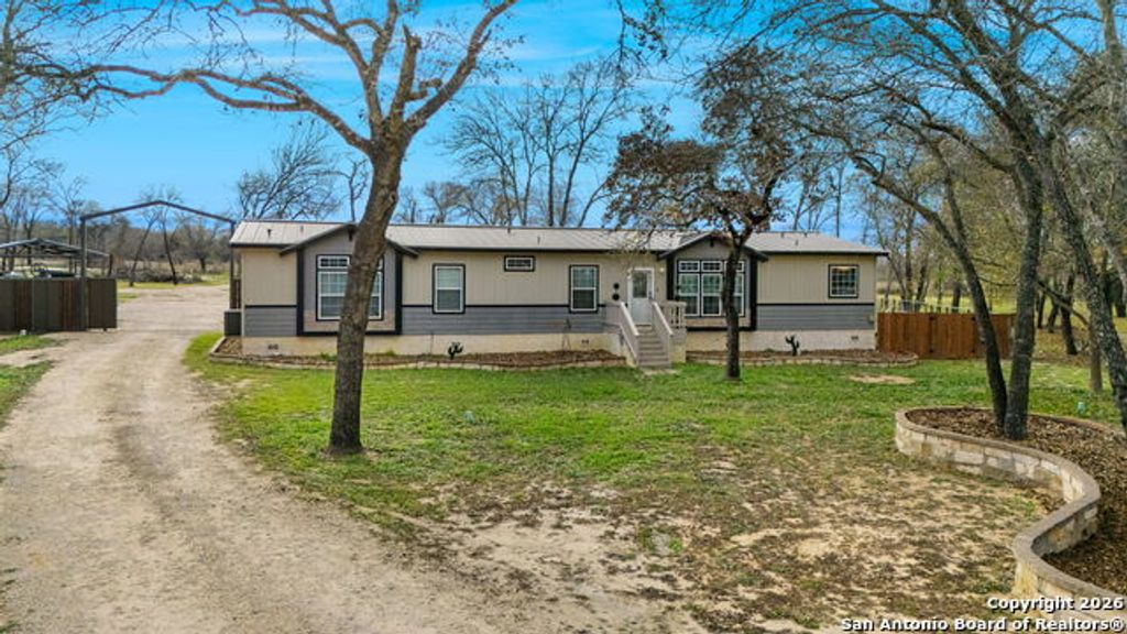 445 Savannah Ridge, Von Ormy
