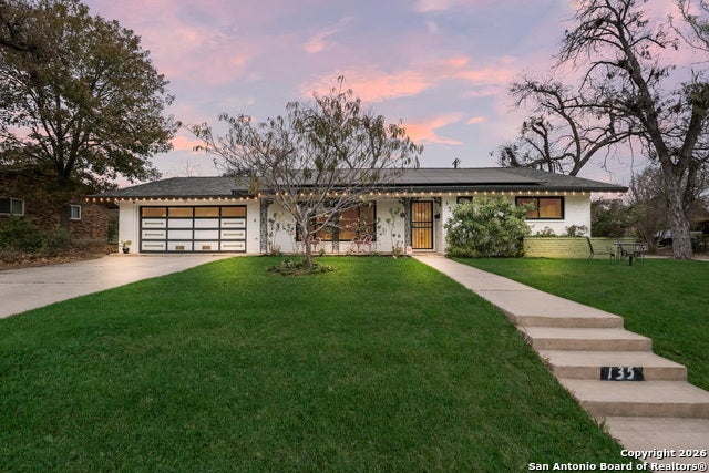 135 Meadowood Ln, San Antonio