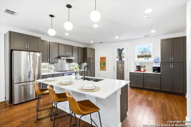 615 Fulton Ave 3, San Antonio