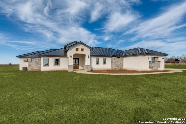 202 Venado Oaks, Castroville