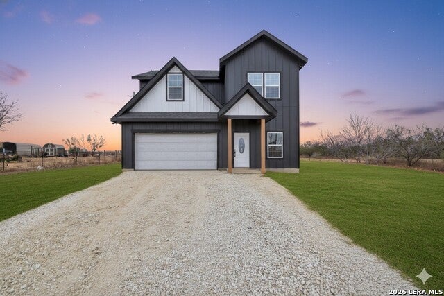 355 County Road 2646, Moore