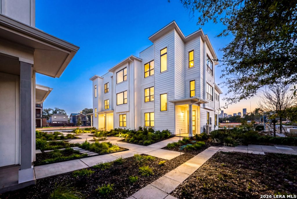 543 Mcmonigal Place Bldg., San Antonio