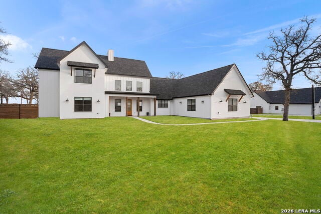 204 Oak Fields Dr., Floresville