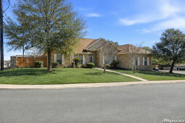 8814 Spanish Moss, Windcrest