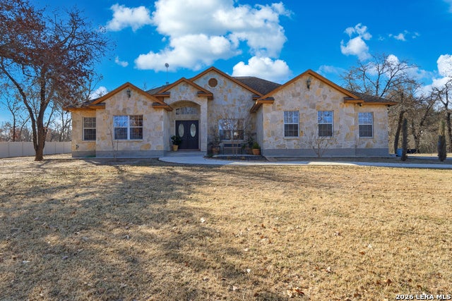228 County Road 6864, Natalia