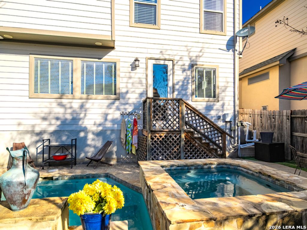 1254 Nicholas Manor, San Antonio