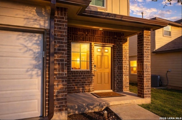 177 Middle Green, Floresville