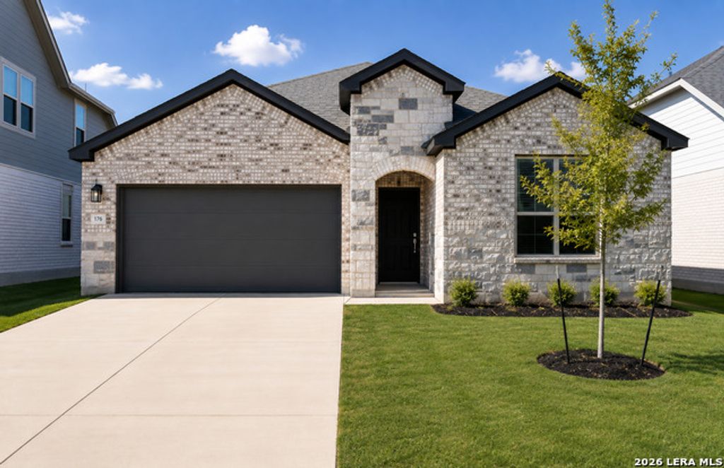 176 Thorny Grove, San Antonio