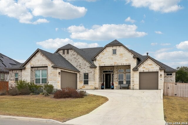 156 Moon, Castroville