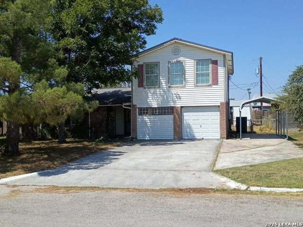 114 Danielle Dr., Del Rio