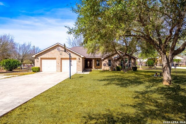 248 Hunters Dawn Dr, La Vernia