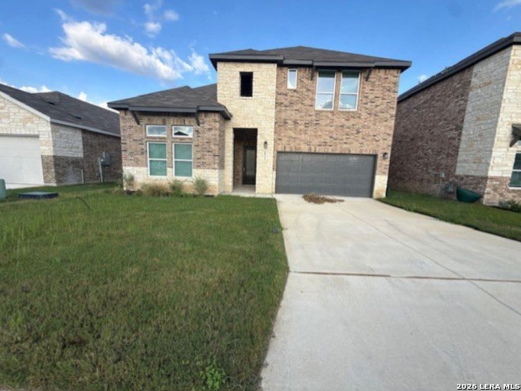 8913 San Carlos, Seguin