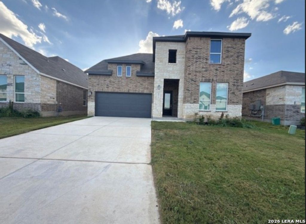 8924 San Carlos, Seguin