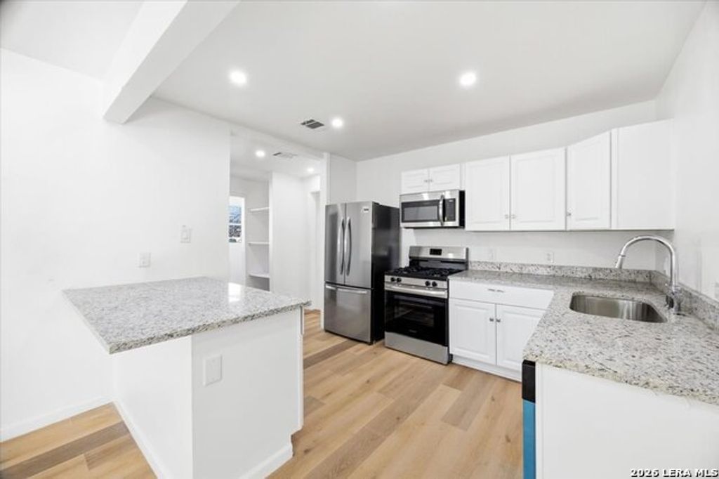 2243 Hays, San Antonio