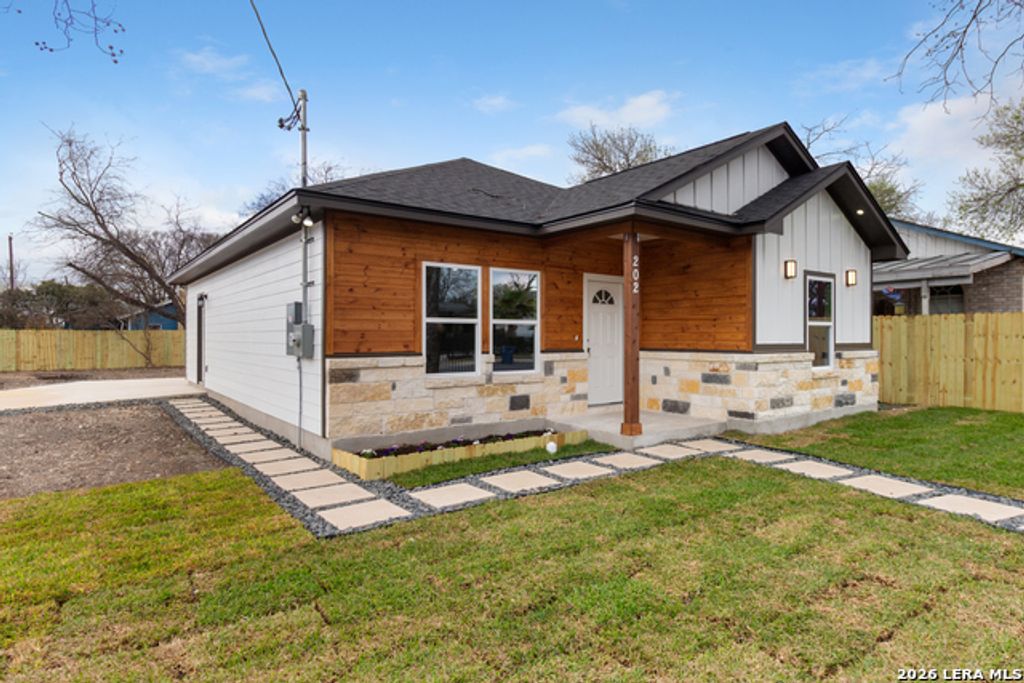 202 Segura, San Antonio