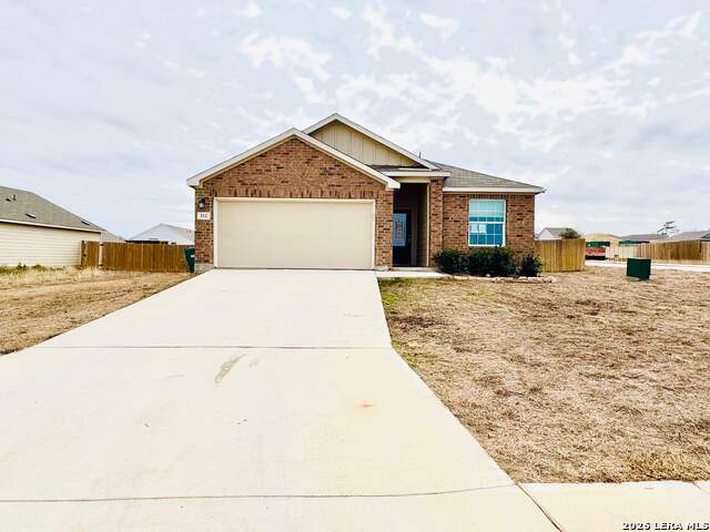 312 Agave Circle, Jourdanton