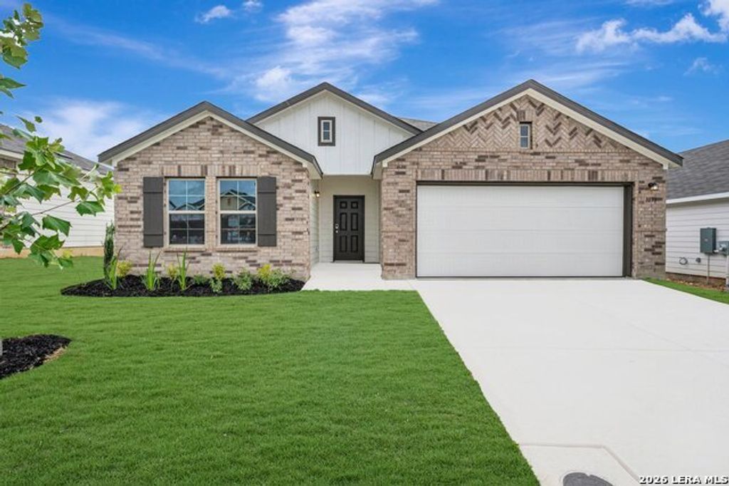 1033 Eagle Crossing, Seguin