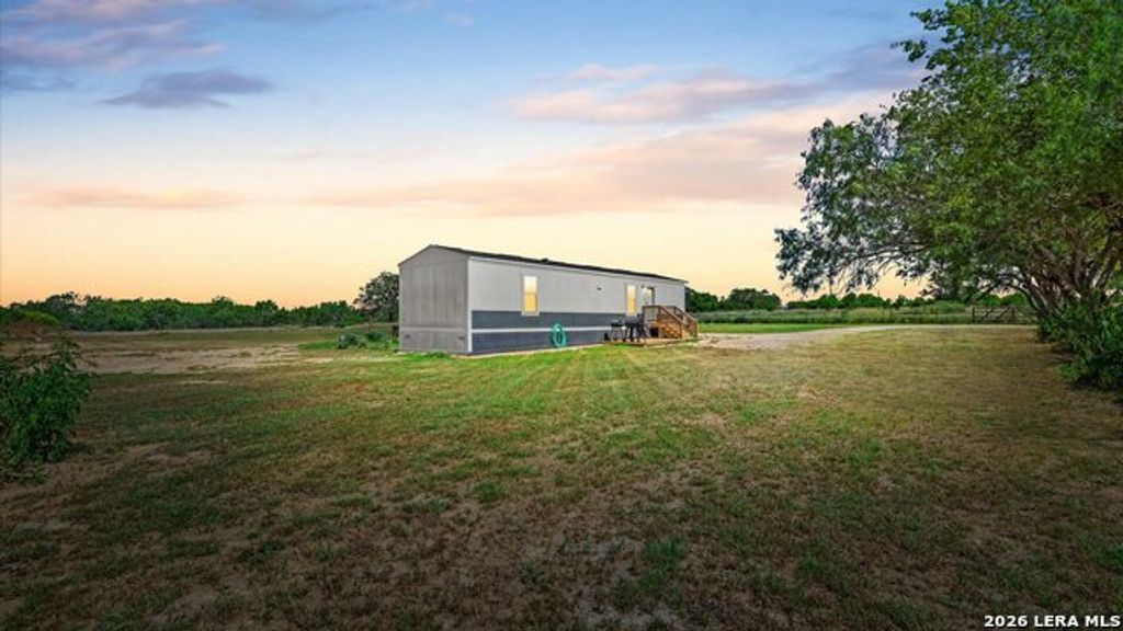 3131 Sandy Elm, La Vernia
