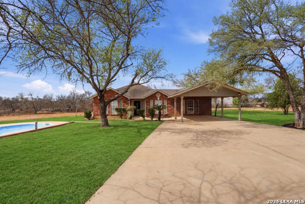 13040 Tomlynn, Atascosa