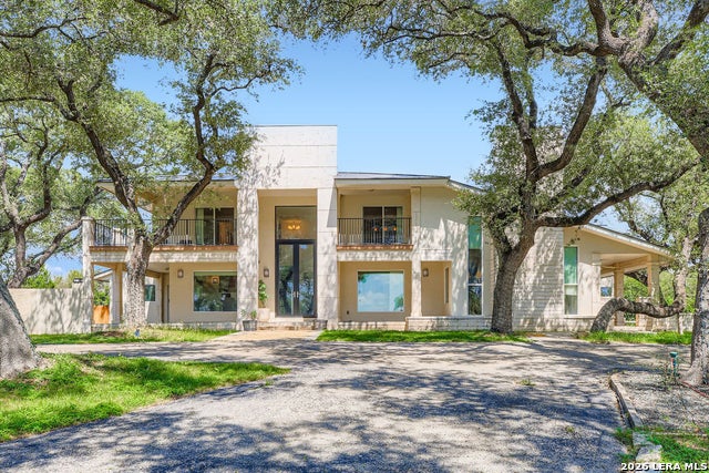 14007 Mint Trail, Hill Country Village