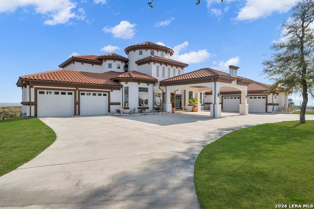 205 County Road 2727, Mico