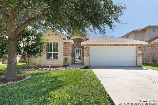 3738 Grissom Branch, San Antonio