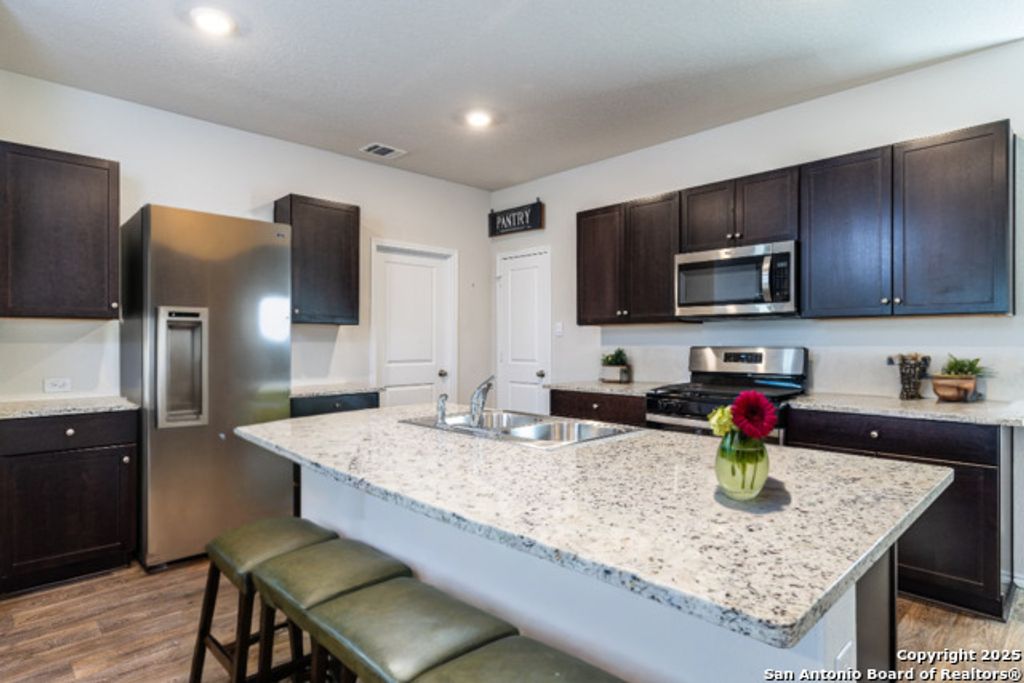 4831 Vogesite Path, San Antonio