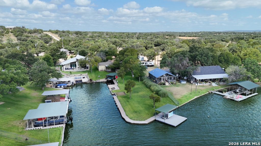506 Ranch Road 2233, Sunrise Beach