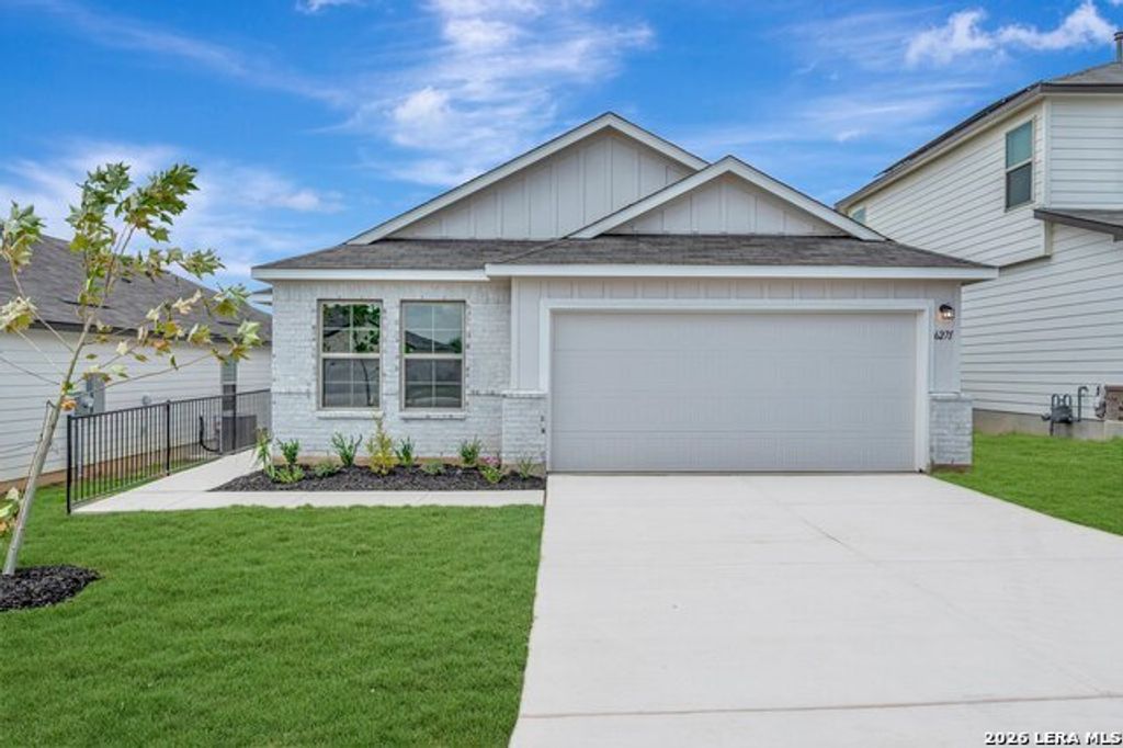 6271 Desert Aloe, San Antonio