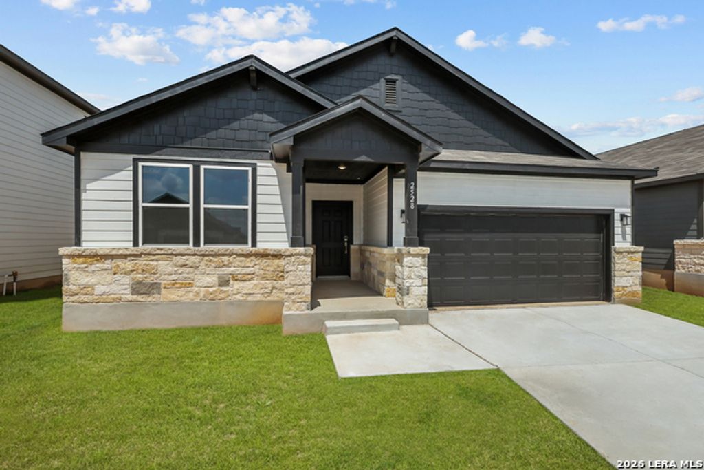 2528 Heritance Pass, Seguin