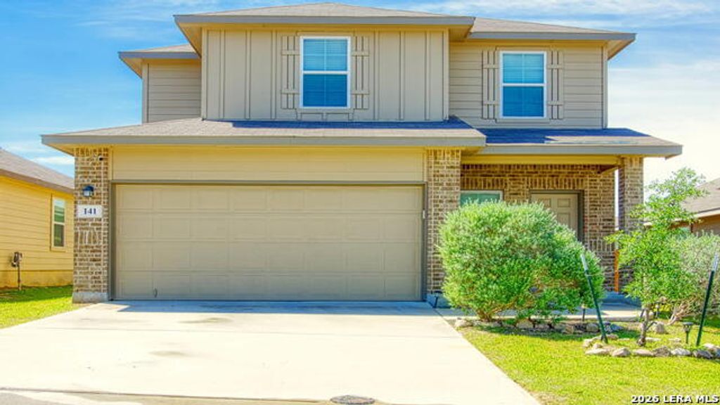 141 Bunkers Hill Rd, Floresville