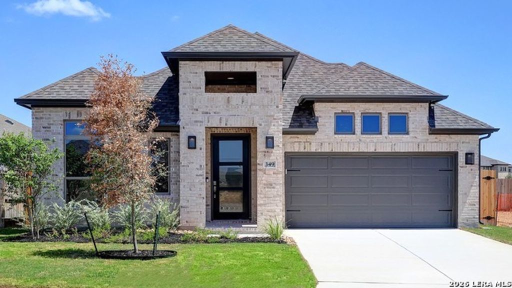 349 Mountain Oak, Castroville