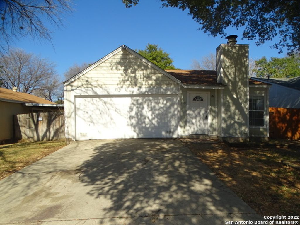 9819 Valley Villa, San Antonio