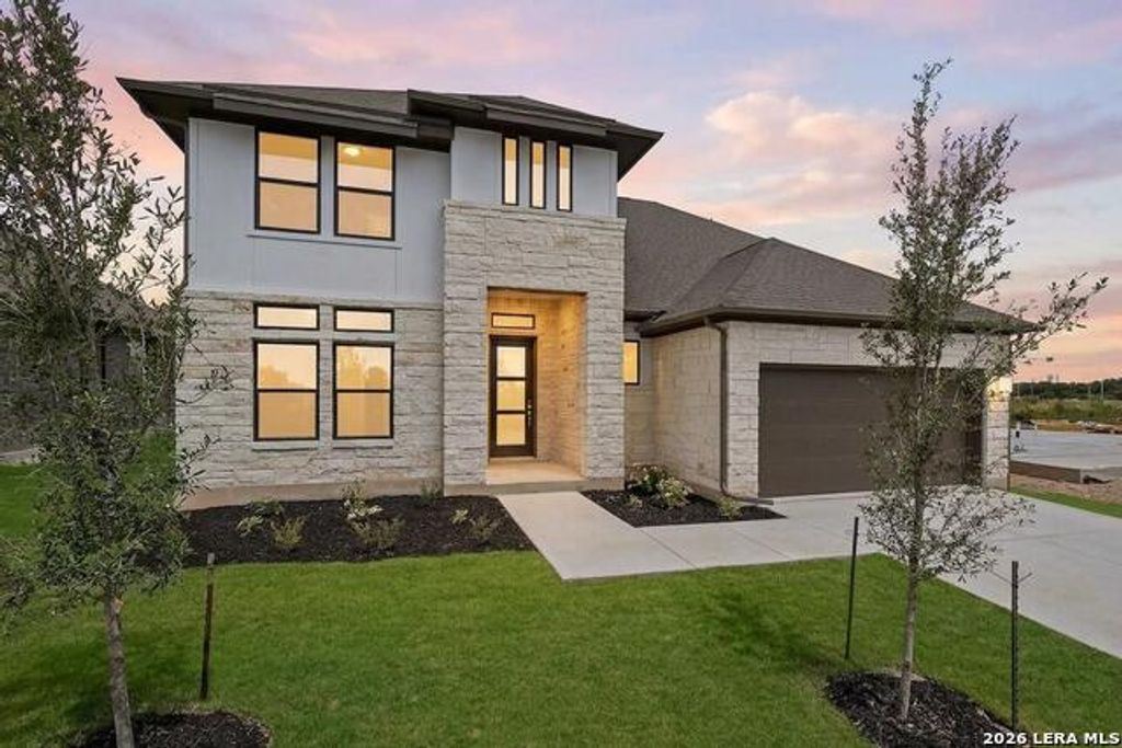 520 Paramus Park, Cibolo