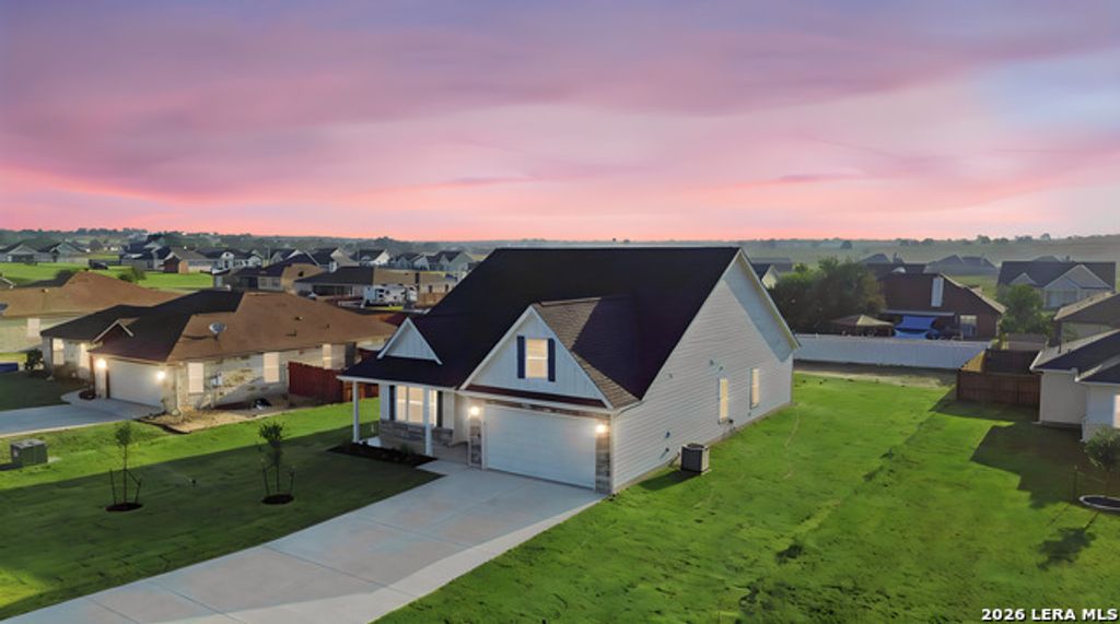 130 Merion Ln, La Vernia
