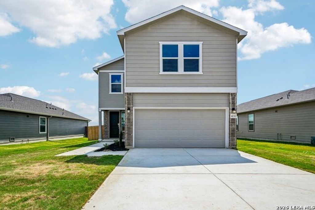 4132 Briar Park, Seguin