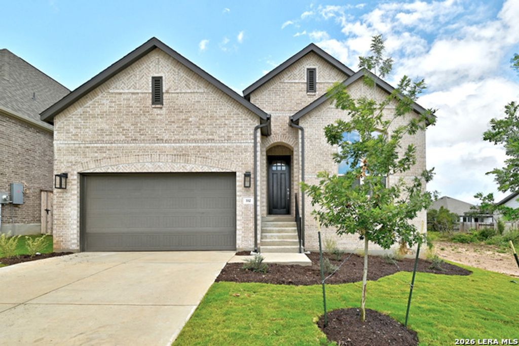 332 Puppy Dog Pass, San Marcos