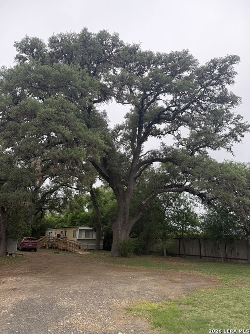 6197 Ranch Road 1120, Leakey