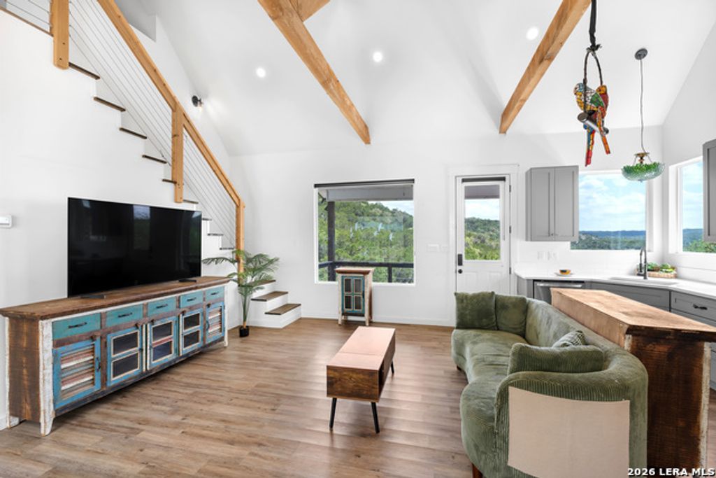 1758 Trail Pass, Canyon Lake