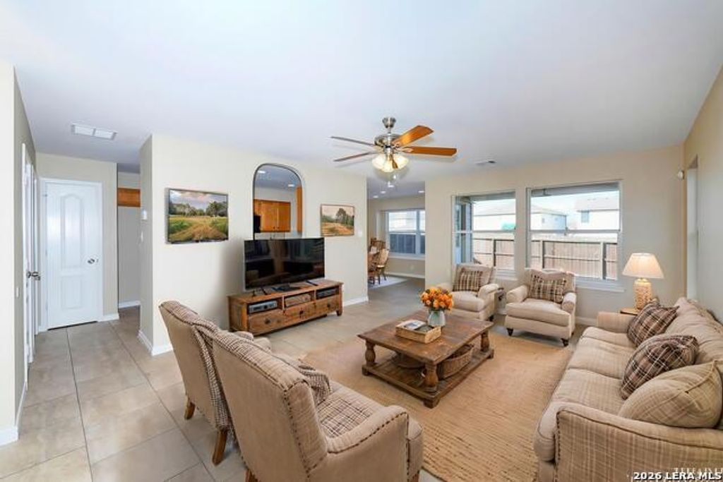 6843 Grapevine Lk, San Antonio
