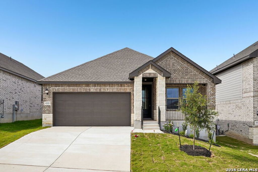 1222 Nikos Hollow, San Antonio