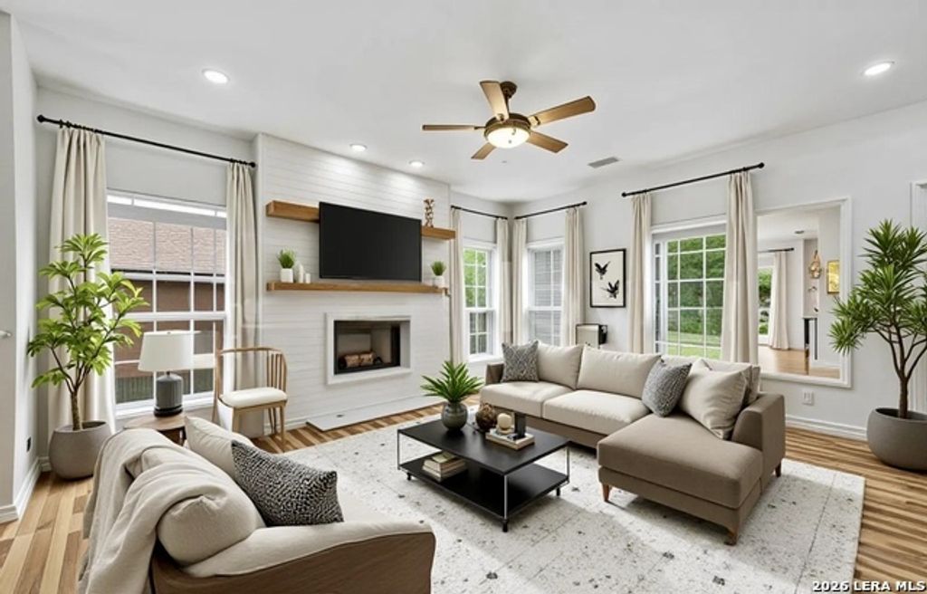 15727 Knolldown, San Antonio