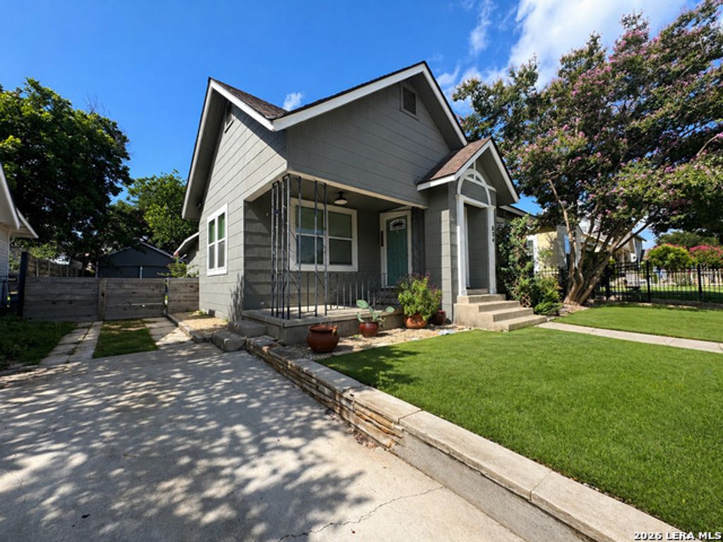 834 Bailey Ave, San Antonio