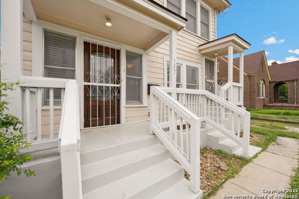 707 N Pine Street, San Antonio