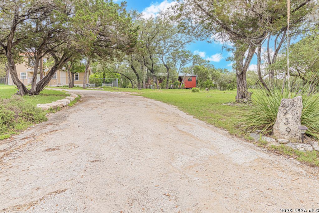 2939 Goat Hill Rd, Lakehills