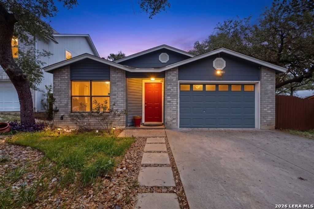 12910 Hunters Moon, San Antonio