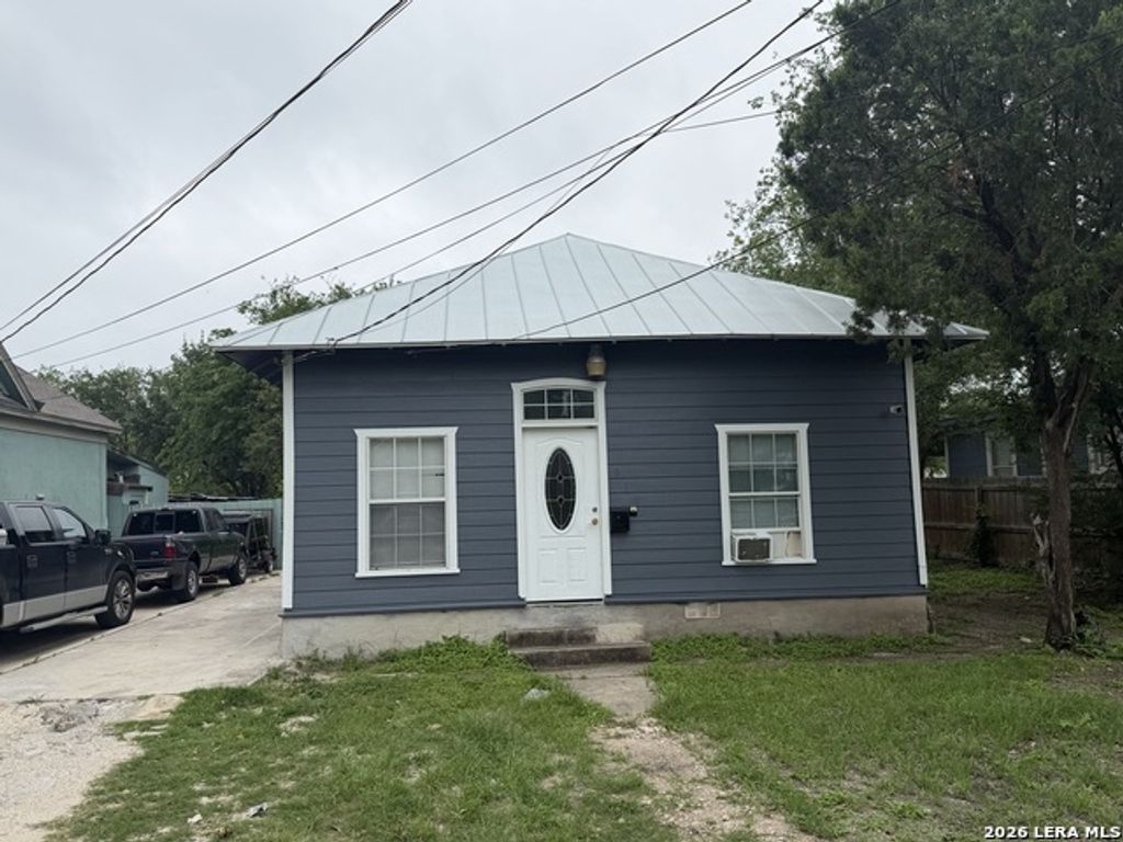 910 Lamar Street, San Antonio
