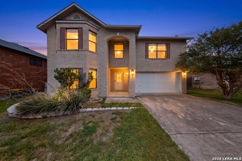 1652 Willow Top Dr, Schertz