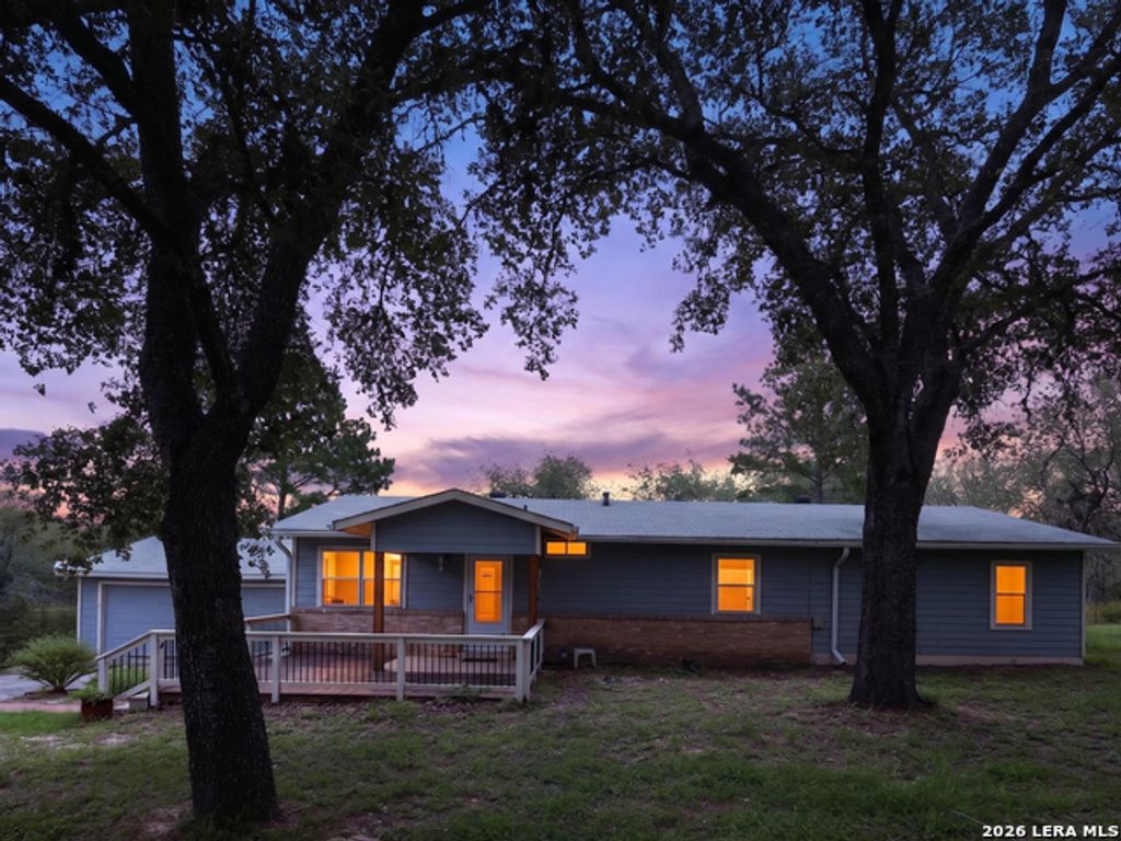 22710 Petwood Drive, San Antonio